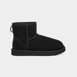 UGG Black Classic Mini Boot - Size: 8
